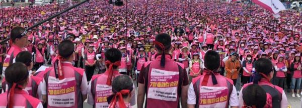 2차 총파업을 벌이겠다고 선언한 전국학교비정규직노동조합이 오는 20일 전국 단위의 결의대회를 계최할 예정이다. 사진=전국학교비정규직노동조합