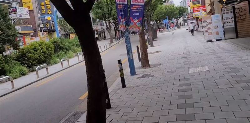 31일 오전 한산한 모습을 보이는 홍대 먹자골목. 사진=김동길 기자