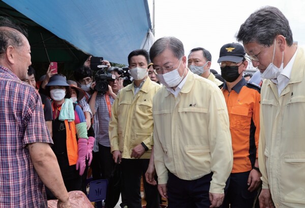 사진=김봉용 위원장