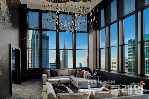 롯데뉴욕팰리스 샴페인 스위트. 사진=롯데호텔