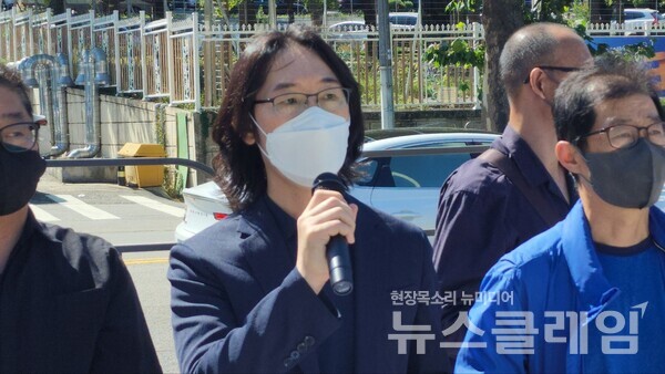 21일 오전 서울 용산 대통령 집무실 앞에서 열린 ‘사립대강사 민생예산안 처우개선사업비 복원 촉구 기자회견’. 사진=김성훈 기자