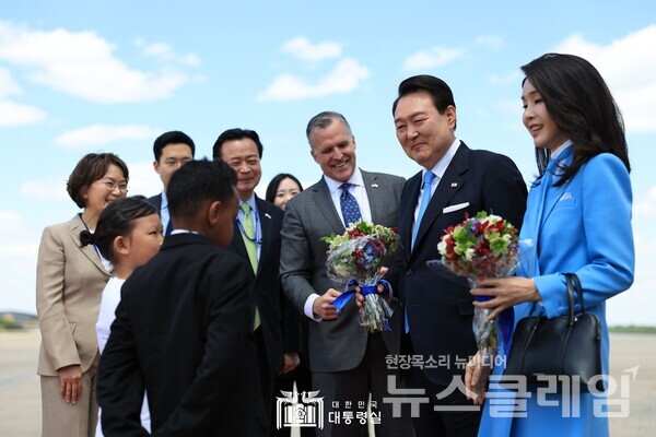 윤석열 대통령 부부가 25일 미국 워싱턴 공항에 도착했다. 사진=대통령실