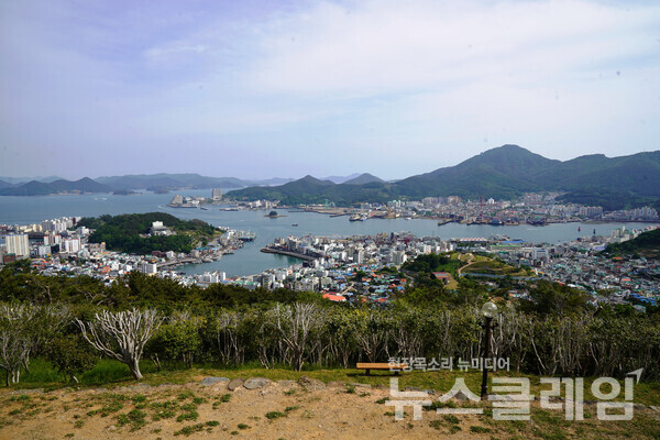 북포루에서 바라보는 통영의 풍경은 최고다. 사진=오근식 객원위원