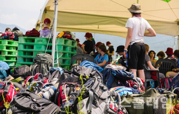 2023 새만금 세계스카우트잼버리 야영장에 도착한 참가자들. 사진=세계스카우트연맹