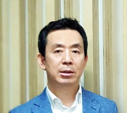 김동현 객원위원