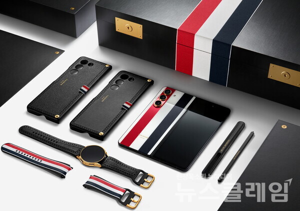 '갤럭시 Z 폴드5 톰브라운 에디션(Galaxy Z Fold5 Thom Browne Edition)'. 사진=삼성전자
