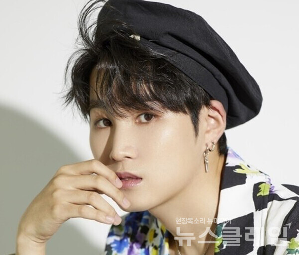 가수 김희재. 초록뱀이앤엠 제공