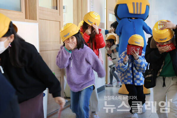 재난안전 대피훈련. 현대건설 제공