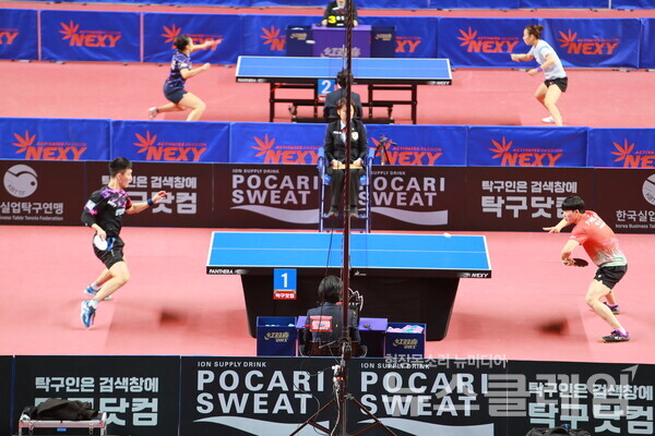 동아오츠카(대표이사 사장 박철호)는 상주시에서 지난 19일부터 23일까지 개최된 ‘2024 실업탁구 챔피언전’에 공식음료로 참가했다고 25일 밝혔다. 동아오츠카 제공