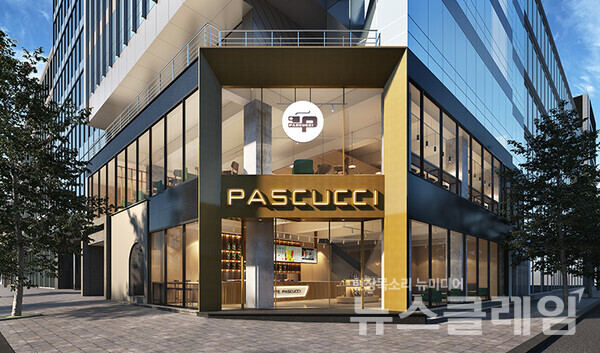 SPC(회장 허영인)가 운영하는 이탈리아 정통 커피전문점 파스쿠찌는 오는 18일 전국 5개 도시에서 가맹사업 설명회를 개최한다고 12일 밝혔다. SPC 제공
