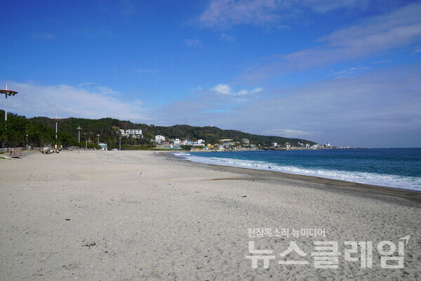 오류고아라해변은 다양한 형태의 야영장은 물론 숙박시설까지 잘 갖추어져 있는 휴양지다. 사진=오근식 객원위원