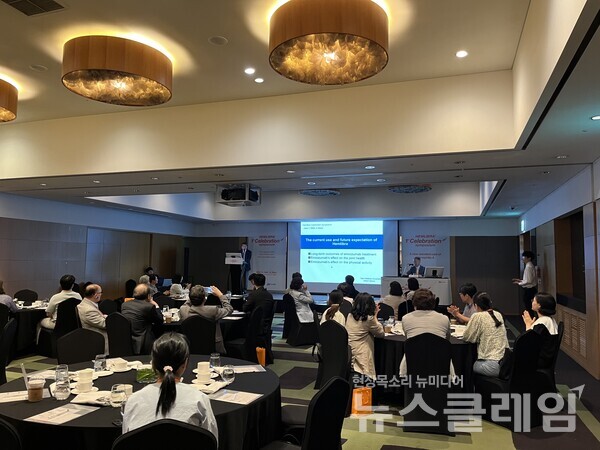 JW중외제약은 지난 1일부터 이틀간 서울 강남구 소재 인터컨티넨탈 서울 코엑스에서 A형 혈우병 치료제 ‘헴리브라’의 건강보험 확대 1주년 기념 심포지엄을 개최했다. JW중외제약 제공