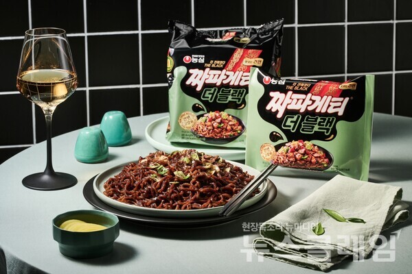 농심 짜파게티 더블랙. 농심 제공