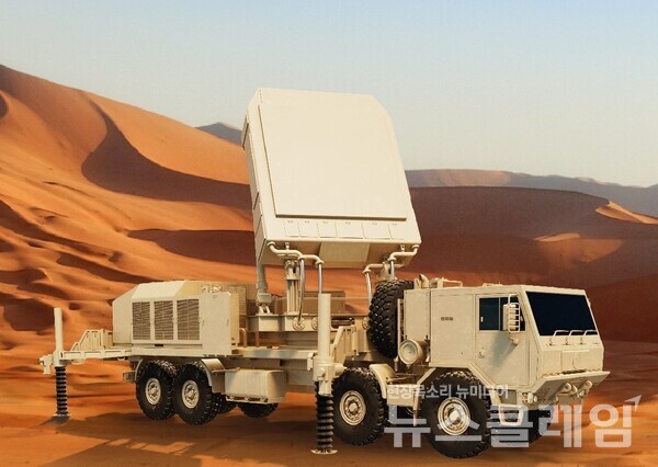 한화시스템이 개발한 ‘천궁-II 다기능레이다’ 수출형 모델. 한화시스템 제공