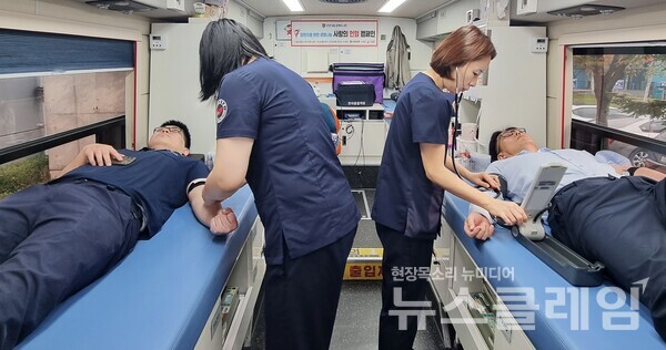 유한양행(대표이사 조욱제)은 ‘암환자를 위한 생명나눔 사랑의 헌혈캠페인(이하 헌혈캠페인)’을 이어간다고 22일 밝혔다. 유한양행 제공