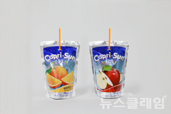 농심(대표이사 이병학)은 음료 브랜드 ‘카프리썬’에 제공되는 빨대 소재가 11월부터 종이에서 플라스틱으로 바뀐다고 29일 밝혔다. 농심 제공