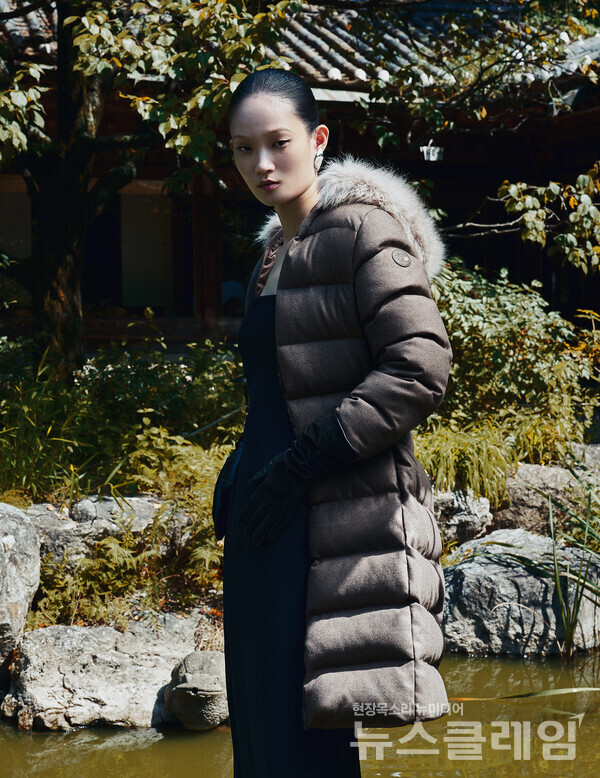 영원아웃도어(대표 성기학)의 글로벌 아웃도어 브랜드 노스페이스는 24F/W 시즌을 맞아 모델 신현지를 새로운 홍보대사로 발탁했다고 30일 밝혔다. 영원아웃도어 제공