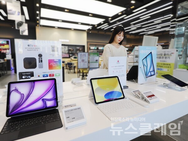 수능이 끝나자 태블릿과 게임 가전을 찾는 수요가 크게 늘고 있다. 롯데하이마트 제공