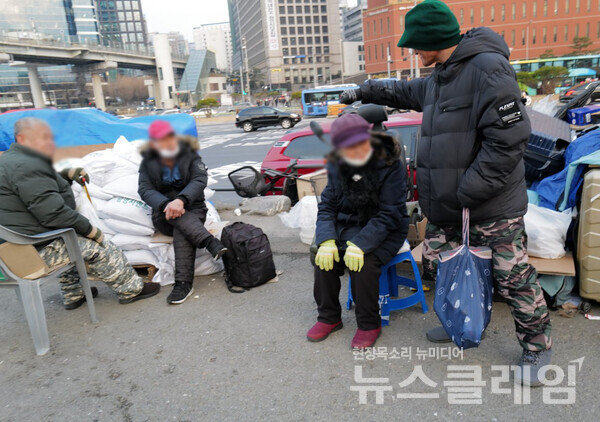 사진=최인기 빈민운동가