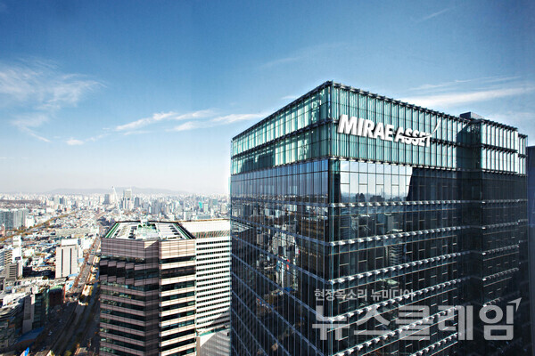 미래에셋증권이 DC/IRP 수익률이 2024년말 기준 업권 1위를 기록했다고 16일 밝혔다. 미래에셋증권 제공