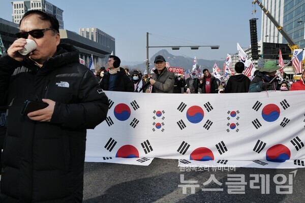 사진=최인기 빈민운동가