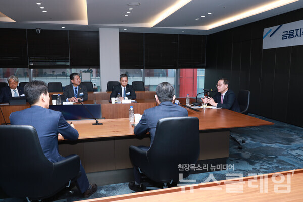 이찬우 회장은 지난 12일 서울 여의도 소재 NH투자증권 본사에서 계열사 임직원들과 간담회를 실시하고 있다. NH농협금융 제공