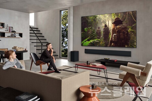 LG전자 올레드 TV(G5) 라이프스타일 이미지컷. LG전자 제공