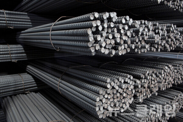 현대제철이 생산중인 철근 제품. 현대제철 제공