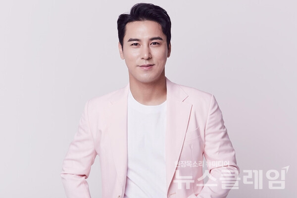 가수 장민호. 사진=호엔터테인먼트