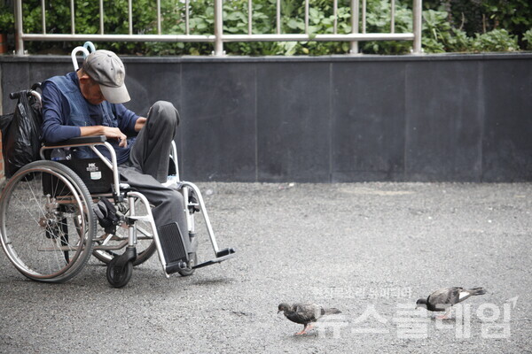 장애인의 모습 사진=최인기 빈민운동가