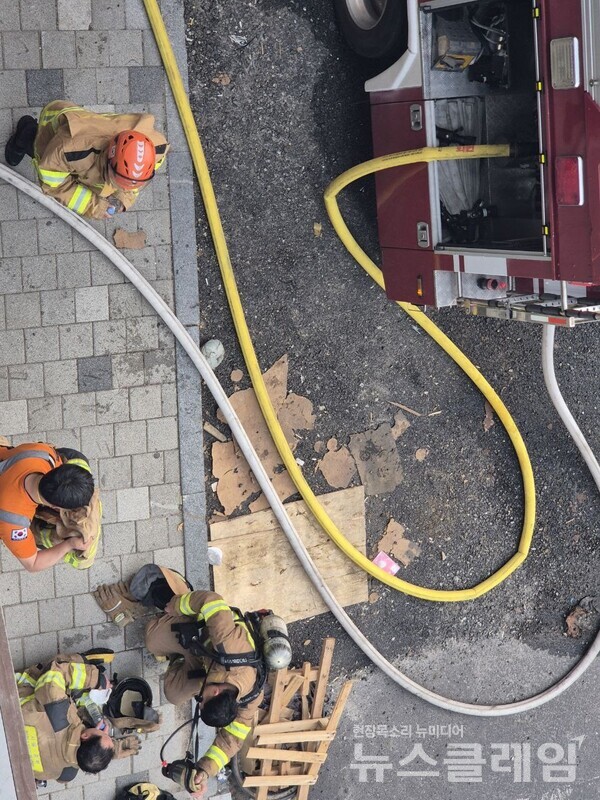 [현장 포토] 서울 세운상가 화재, 을지로 3가 근처. 사진=최인기 활동가