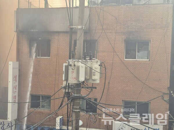 [현장 포토] 서울 세운상가 화재, 을지로 3가 근처. 사진=최인기 활동가