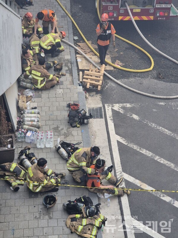 [현장 포토] 서울 세운상가 화재, 을지로 3가 근처. 사진=최인기 활동가