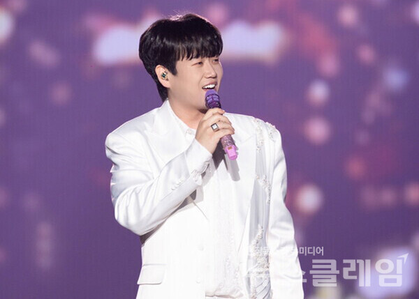 가수 황영웅. 사진=골든보이스