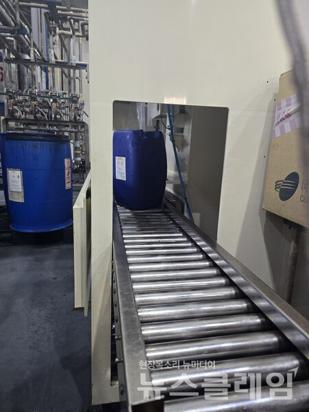 삼영순화 협력업체 '휴먼파워' 소속 임 모씨는 얼마 전 유해화학물질 TMAH(수산화테트라메틸암모늄) 누출 사고로 변을 당했다. 울산 삼영순화 온산공장 내 설비 모습. 사진=유가족 제공