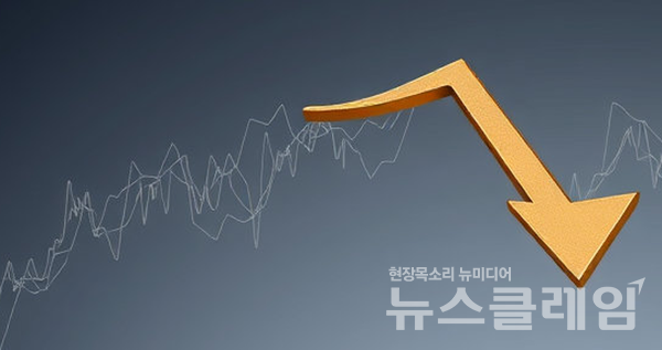 26일 코스피가 전 거래일보다 30.50포인트(0.95%) 떨어진 3179.36에 장을 마쳤다. 뉴스클레임DB