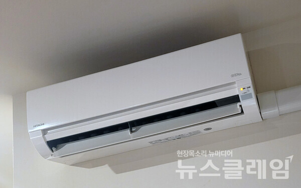 한국소비자원에 접수된 7월 에어컨 관련 소비자상담 건수가 전월 대비 122% 늘며 무더위 속 소비자의 불만이 급증했다. 뉴스클레임DB