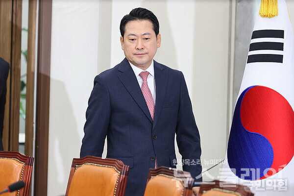 28일 해외 순방을 마치고 귀국한 이재명 대통령이 국민의힘 장동혁 신임 대표와의 회동을 추진하라고 지시했다. 사진=국민의힘