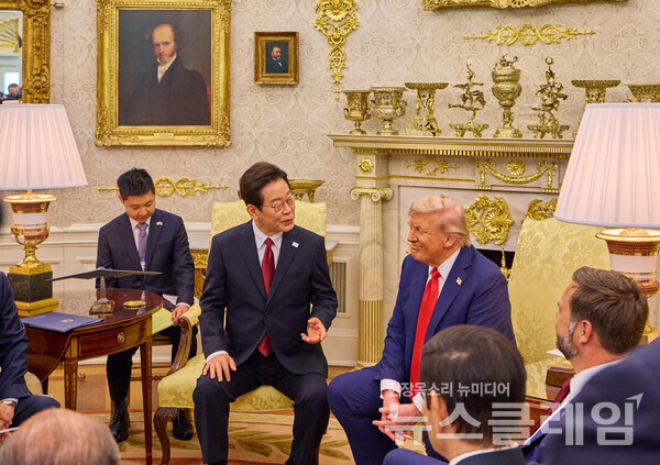 현대·기아차 미국 판매 현장에서 한미 관세 충돌로 인한 위기감이 고조되고 있다. 사진=대통령실