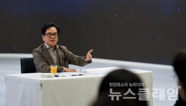 CJ 이재현 회장이 직접 유럽을 찾아 그룹의 미래 전략을 점검하고 현지화 경영에 박차를 가하고 있다. 뉴스클레임 DB