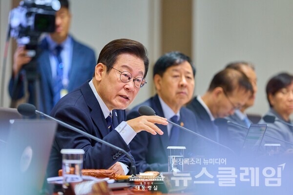 대통령의 질책이 일시적 압박이 아니라 구조적 해법으로 이어져야 한다. 사진=대통령실