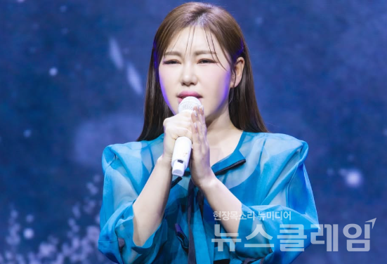 송가인이 압도적인 가창력과 퍼포먼스로 트롯 여제의 품격을 또 한 번 증명했다. 사진=송가인 SNS