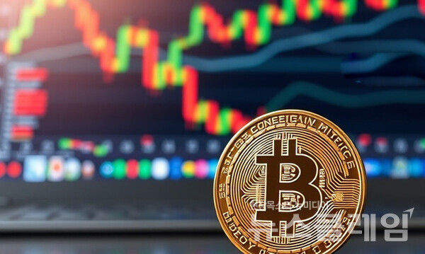 25일 오후 1시 30분, 미국 증시 강세와 금리 인하 기대감에 힘입어 비트코인 1억 3000만원선, 이더리움 440만원선을 기록하며 가상자산 시장이 급등세를 보이고 있다. 뉴스클레임DB 