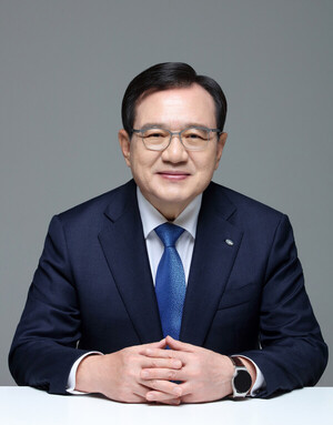 [한독 인사 전망] 김영진 장남 김동한, 헬스케어 경영 확대... 김미연 내... - 뉴스 썸네일 이미지
